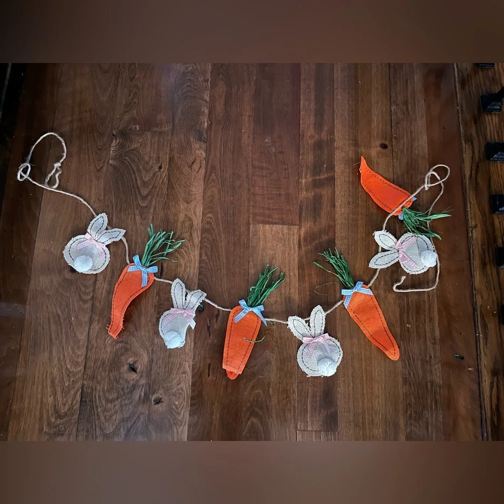 Bunny and carrot Easter garland 69” long 10” tall